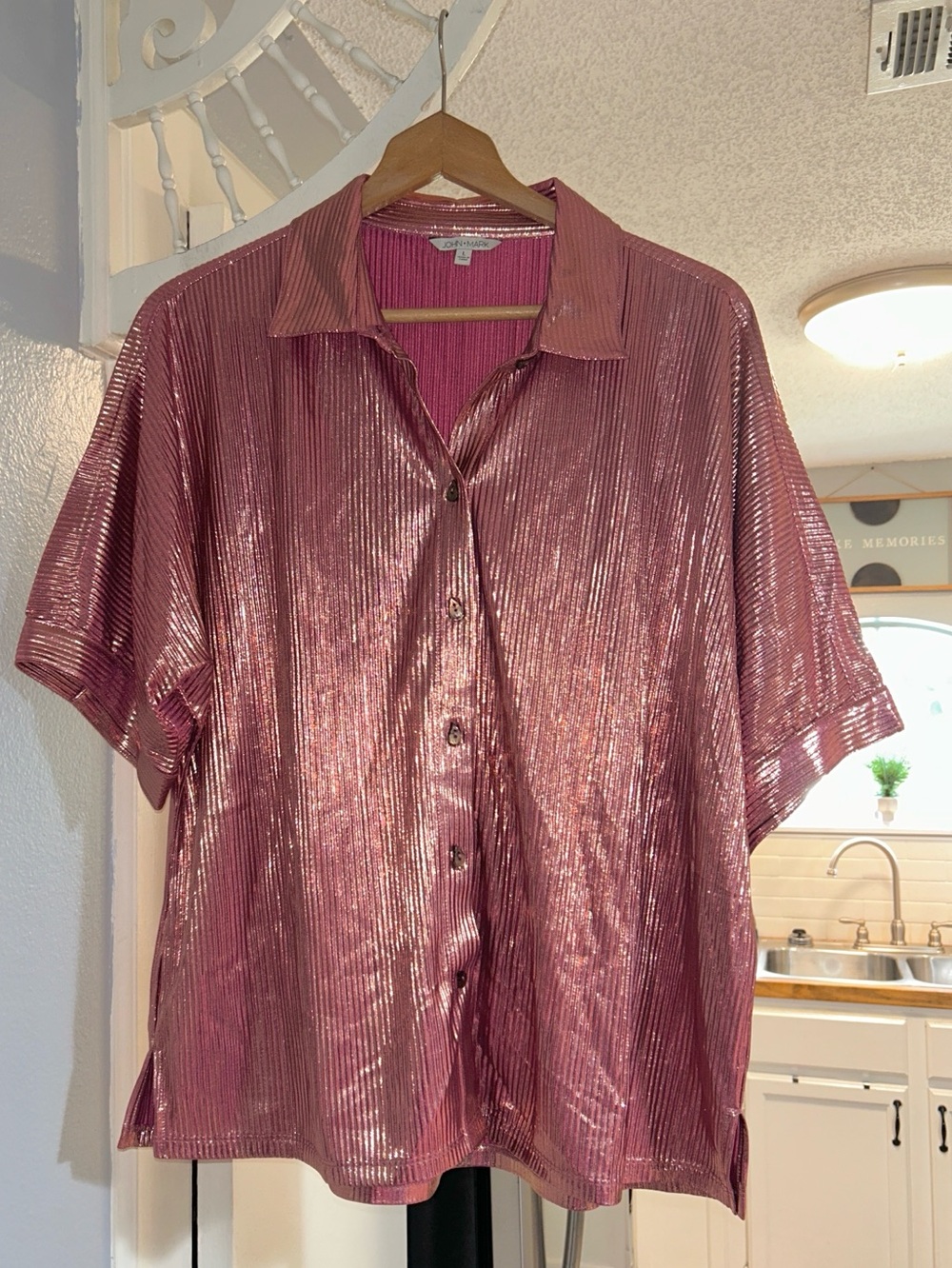 NWT John-Mark Shimmer Pleat Button Front Dolman Sleeves Blouse Dusty Rose Size L